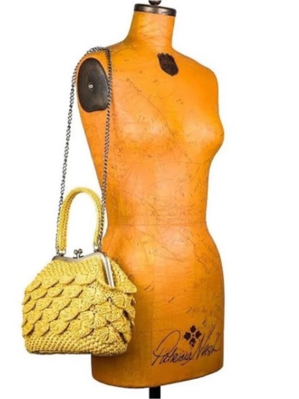 Patricia Nash Laureana Frame Scalloped Raffia Purse Chain Crossbody
